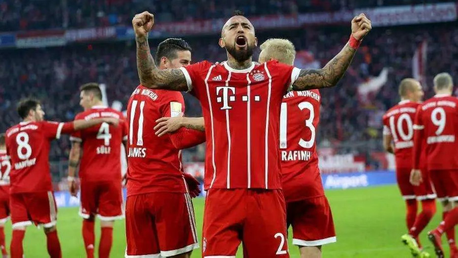 拜仁慕尼黑：欧冠赛场上的钢铁雄狮再掀狂澜